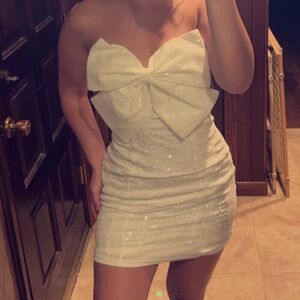 Off White Sequined Front Bow Detail Short Dress